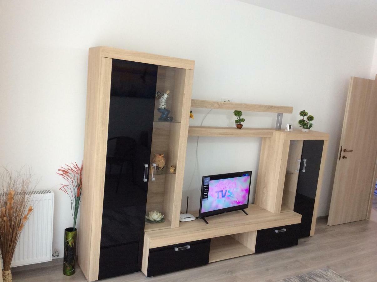 Bluewaves Apartment Mamaia Nord Năvodari Esterno foto